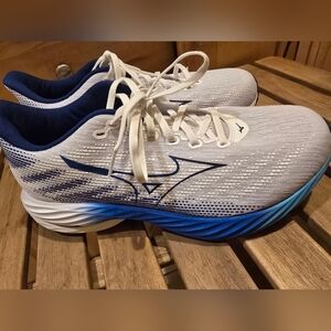 Mizuno White and Blue Running Shoes